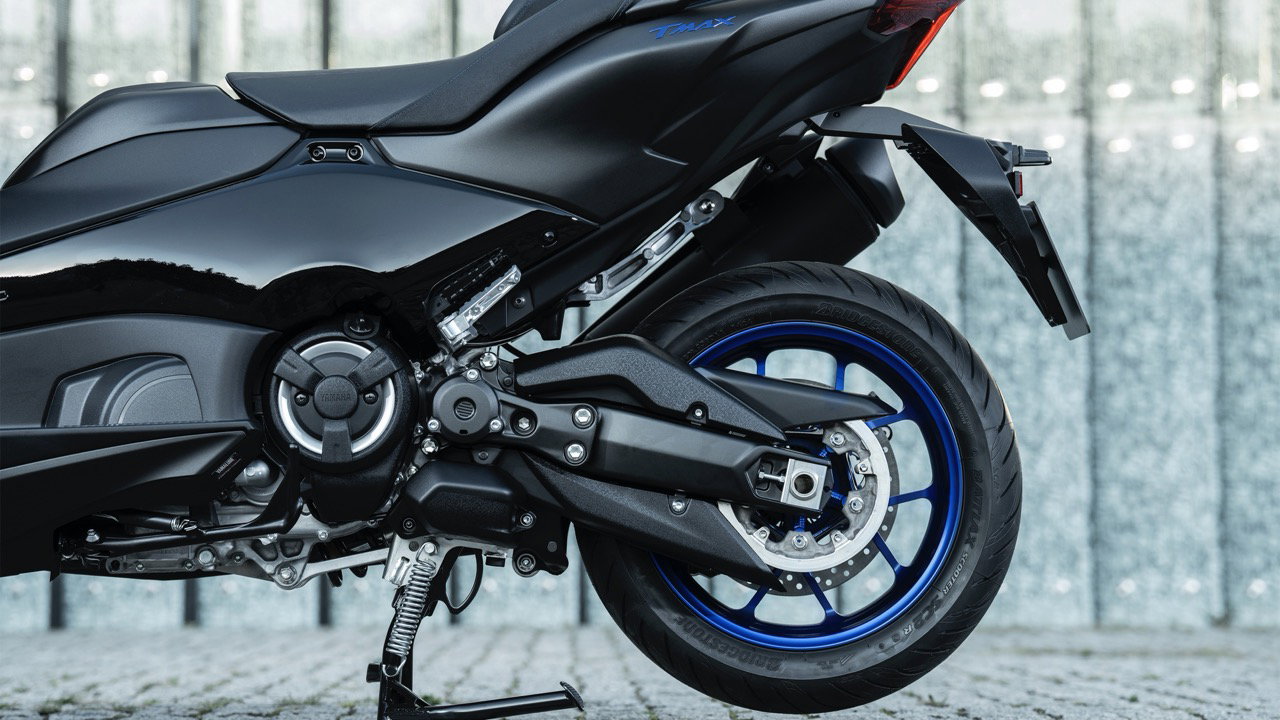 Yamaha TMAX Tech Max - static